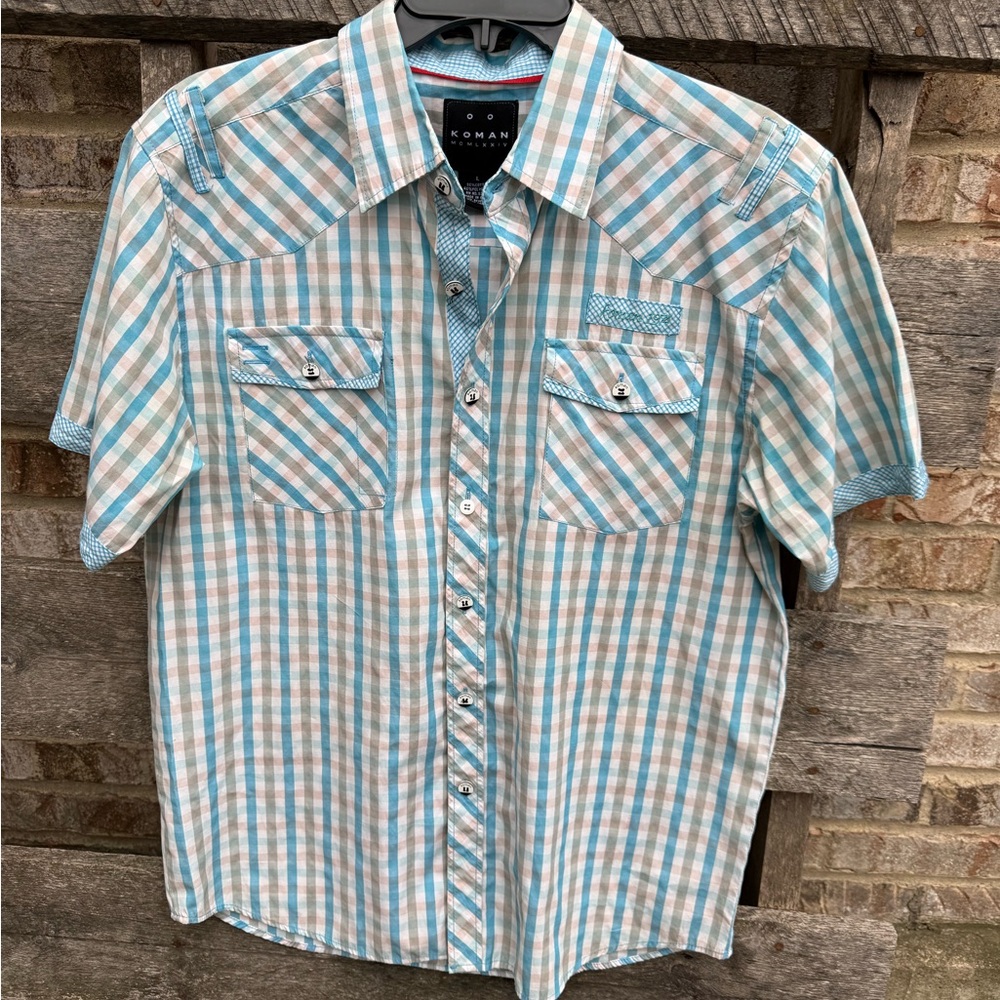 Men's Blue and White Checkered Shirt Hawaiian style